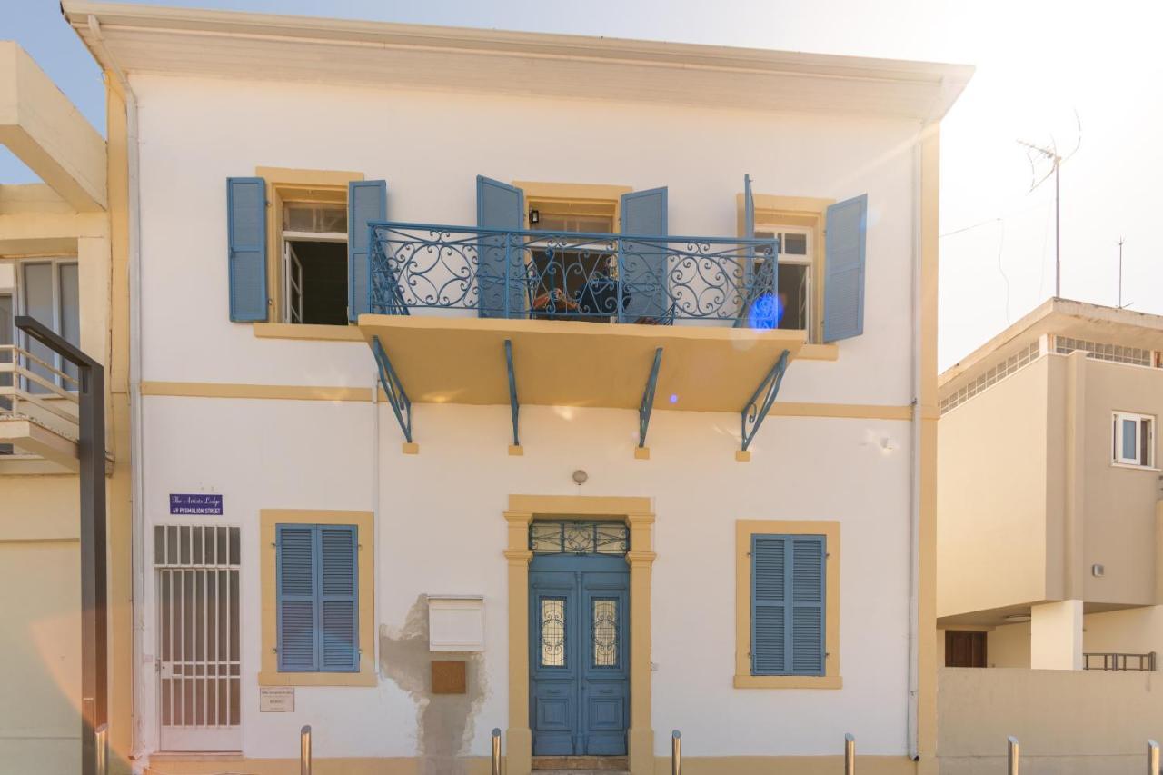 Town Apartment With Panoramic Seaview Paphos ภายนอก รูปภาพ
